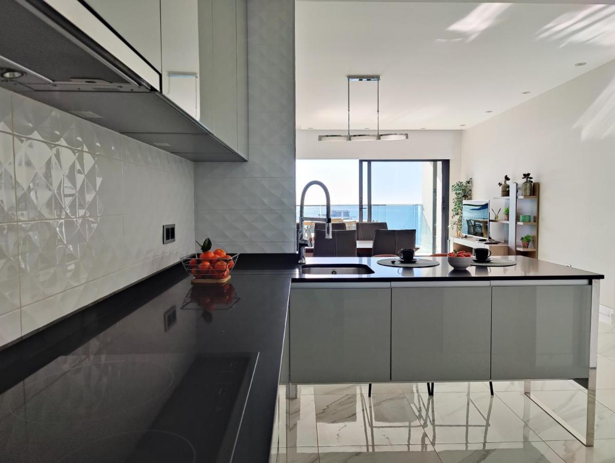 Sunset Drive Superb Apartment Μπένιντορμ Εξωτερικό φωτογραφία