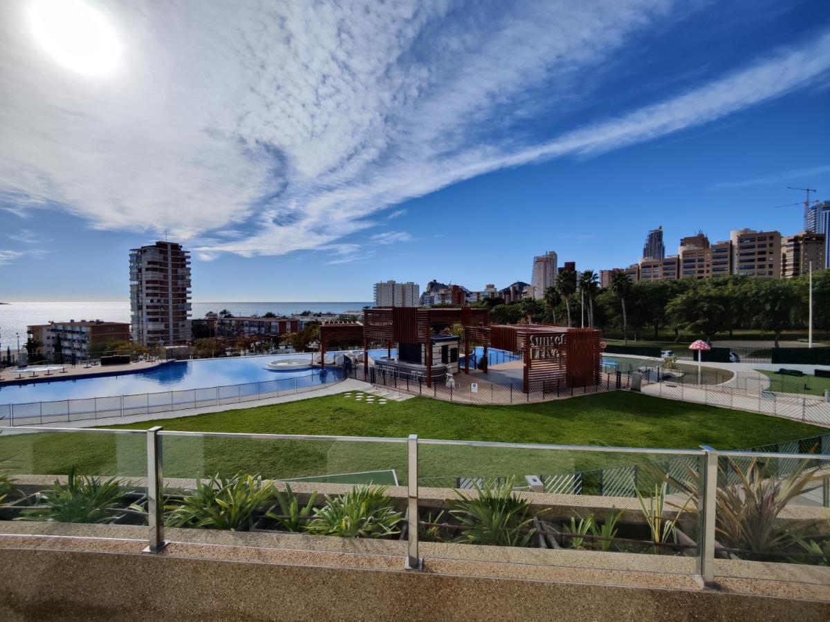 Sunset Drive Superb Apartment Μπένιντορμ Εξωτερικό φωτογραφία