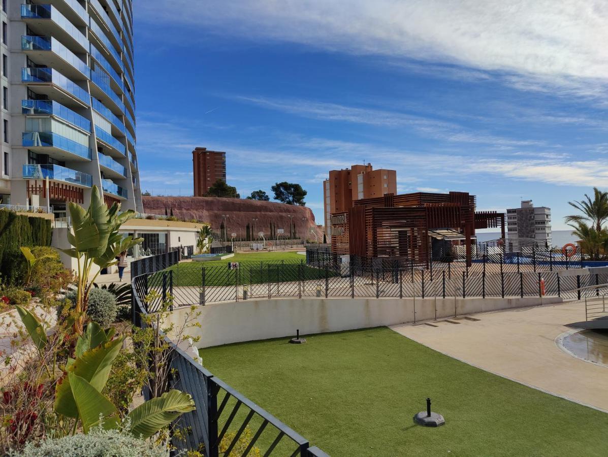 Sunset Drive Superb Apartment Μπένιντορμ Εξωτερικό φωτογραφία
